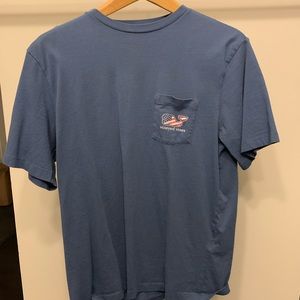 Vineyard Vines T-Shirt Size: S